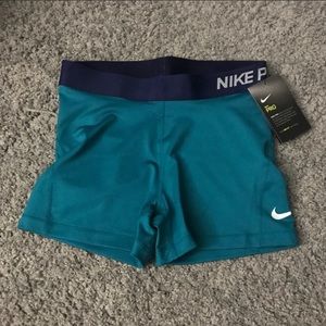 NWT Nike Pro Dri-Fit Spandex Sport